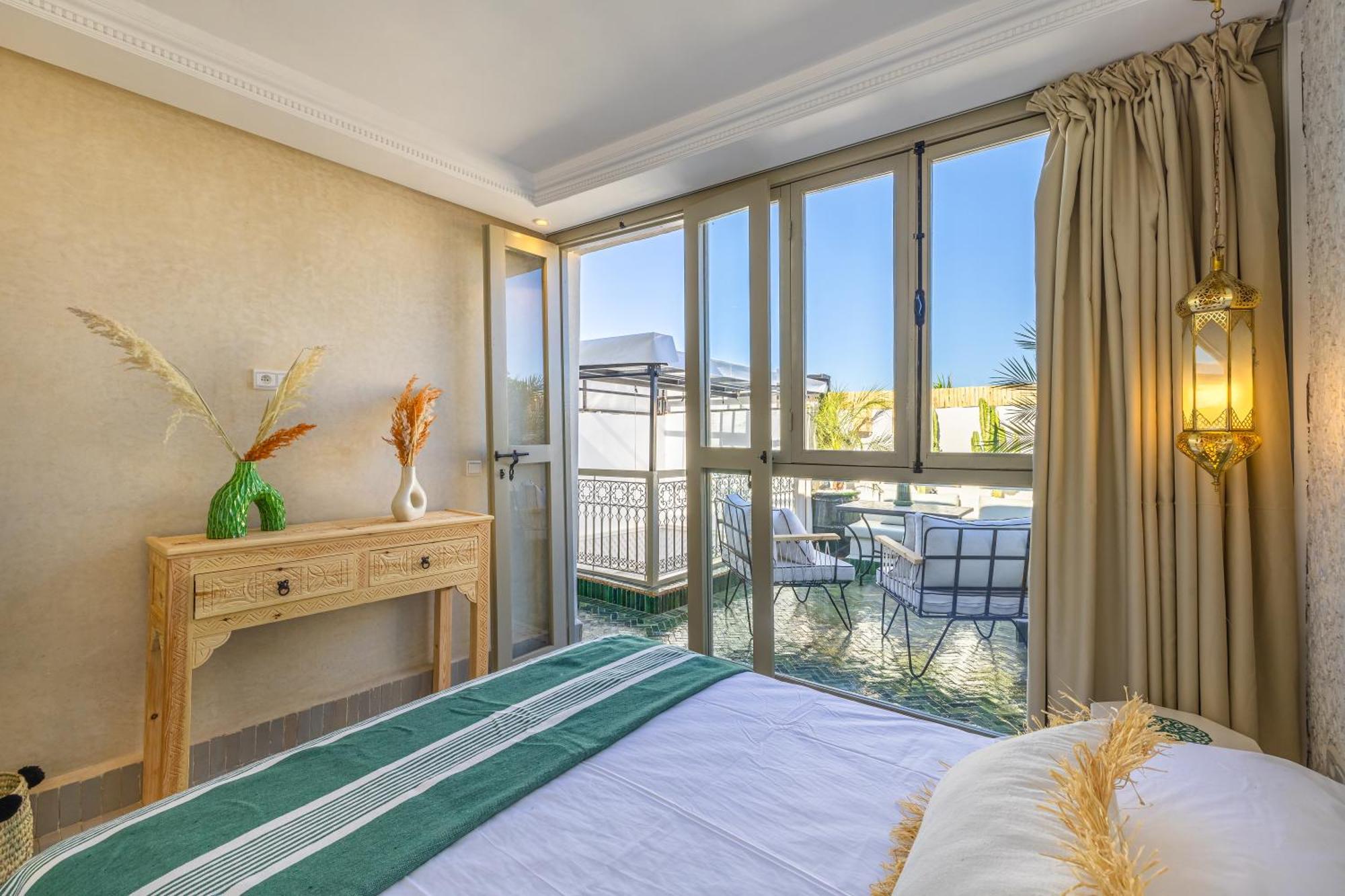 Riad Zahra Bed And Breakfast Маракеш Екстериор снимка