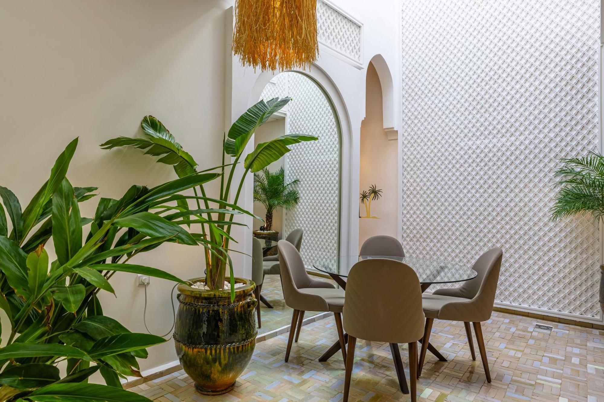 Riad Zahra Bed And Breakfast Маракеш Екстериор снимка