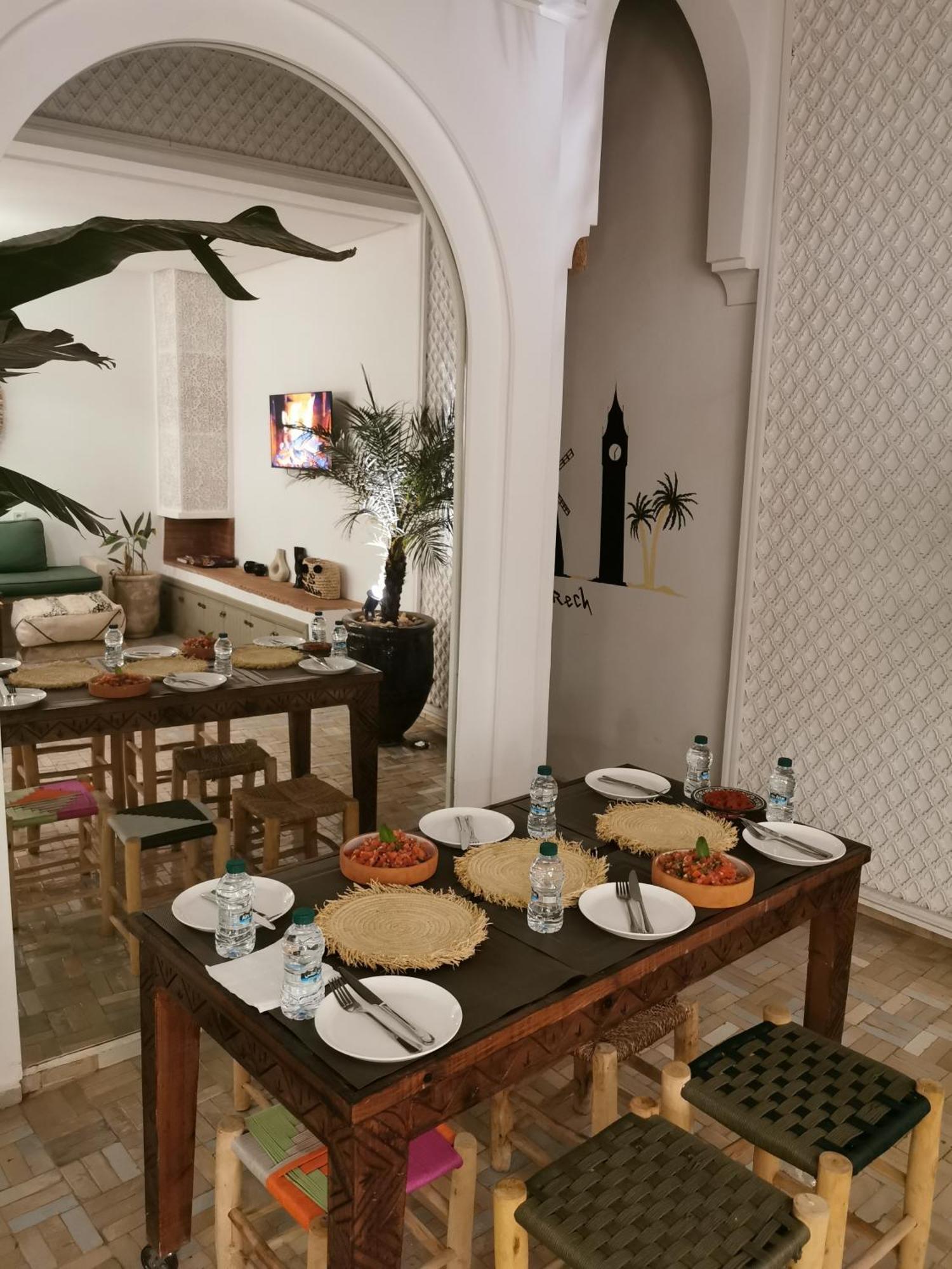 Riad Zahra Bed And Breakfast Маракеш Екстериор снимка